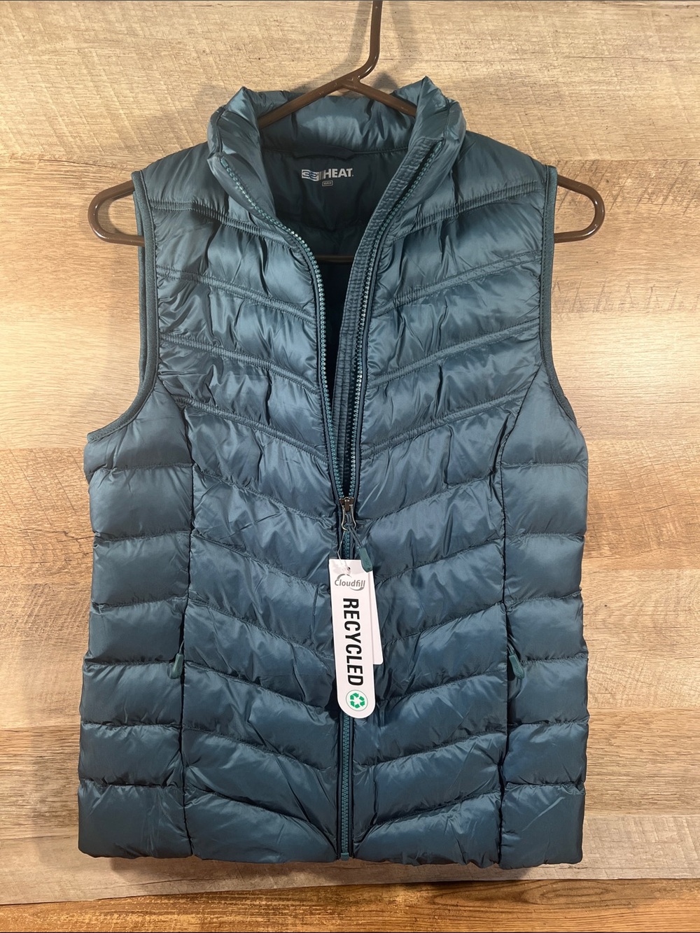 32 Degrees Heat Packable Lightweight Quilted Puffer Vest Dried Basil NWT Size XS